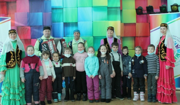 Изображение - Интерактивная комната "Милли йорт" ("Татарская изба") продолжает принимать маленьких гостей.