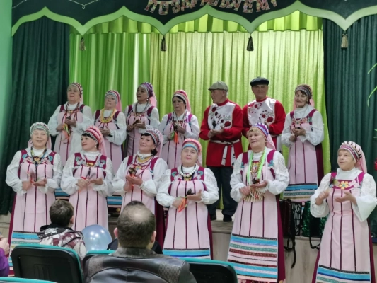 Изображение - 11ноября тепло и сердечно принял на своей сцене Батыревский СДК Народный фольклорный ансамбль «Прялица»