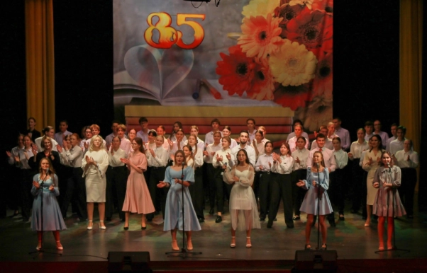 Изображение - Прошло торжественное мероприятие, посвященное 85-летию лицея №2