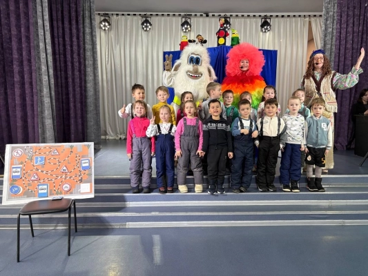 Изображение - Творческая команда МАУК "Дом техники" показала кукольный спектакль по БДД для воспитанников Детского сада 24 и 9