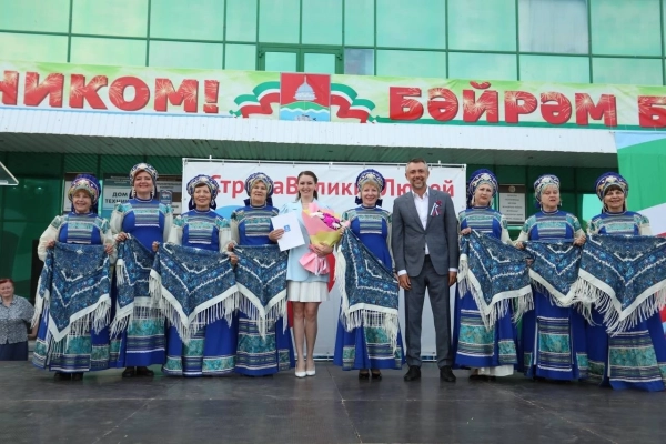 Изображение - 12 июня, на праздничном мероприятии, посвященном Дню России прошло торжественное вручение Благодарственных писем